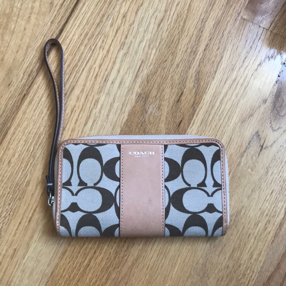 Coach wristlet
